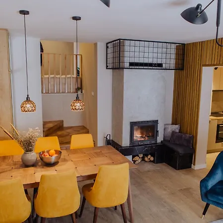 Lejlighedshotel Divcicasa 4*